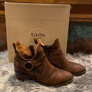 Taos Howdy leather bootie